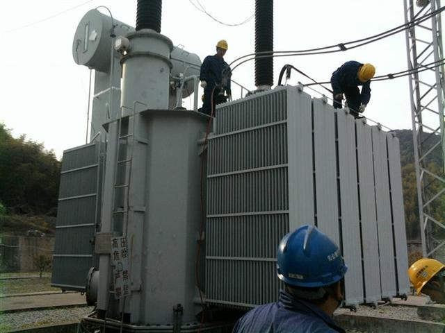 作业人员安全?；ど翟诎踩奖；ど希繁Ｔ诒溲蛊鞅咎迳弦贫贾詹换崾ケ；?。